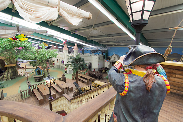 Themed indoor playground - Fairy and pirate theme