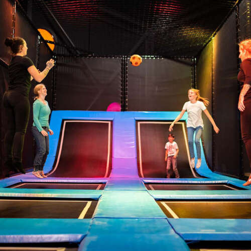 Balspellen voor trampolineparken - ELI Play