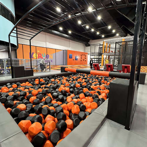 Foam pit trampoline park shopping mall ELI Play